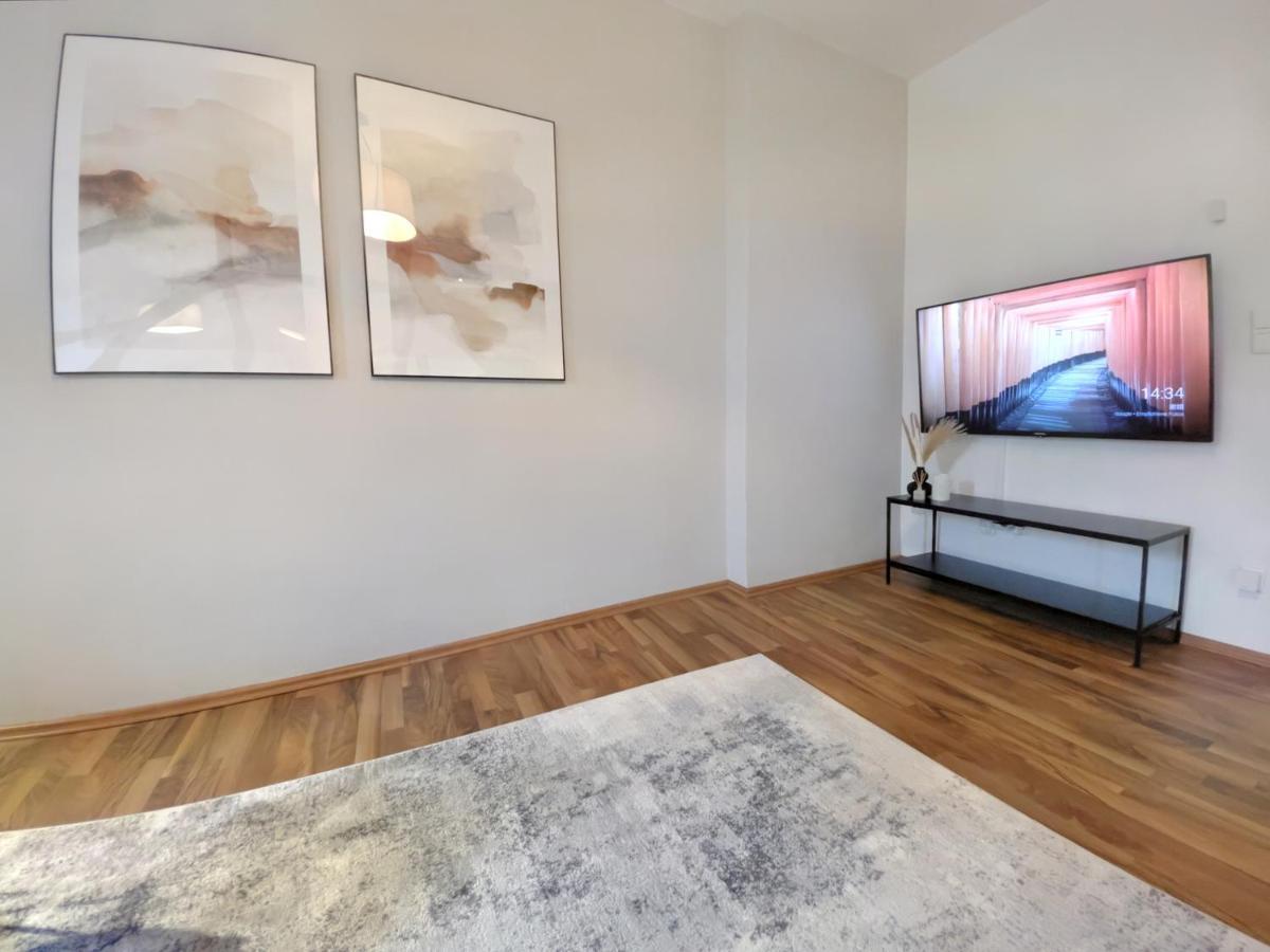 Milpau Recklinghausen1 - Modernes Und Zentrales Premium-Apartment Mit Queensize-Bett, Netflix, Nespresso, Smart-Tv Und Privatparkplatz Extérieur photo